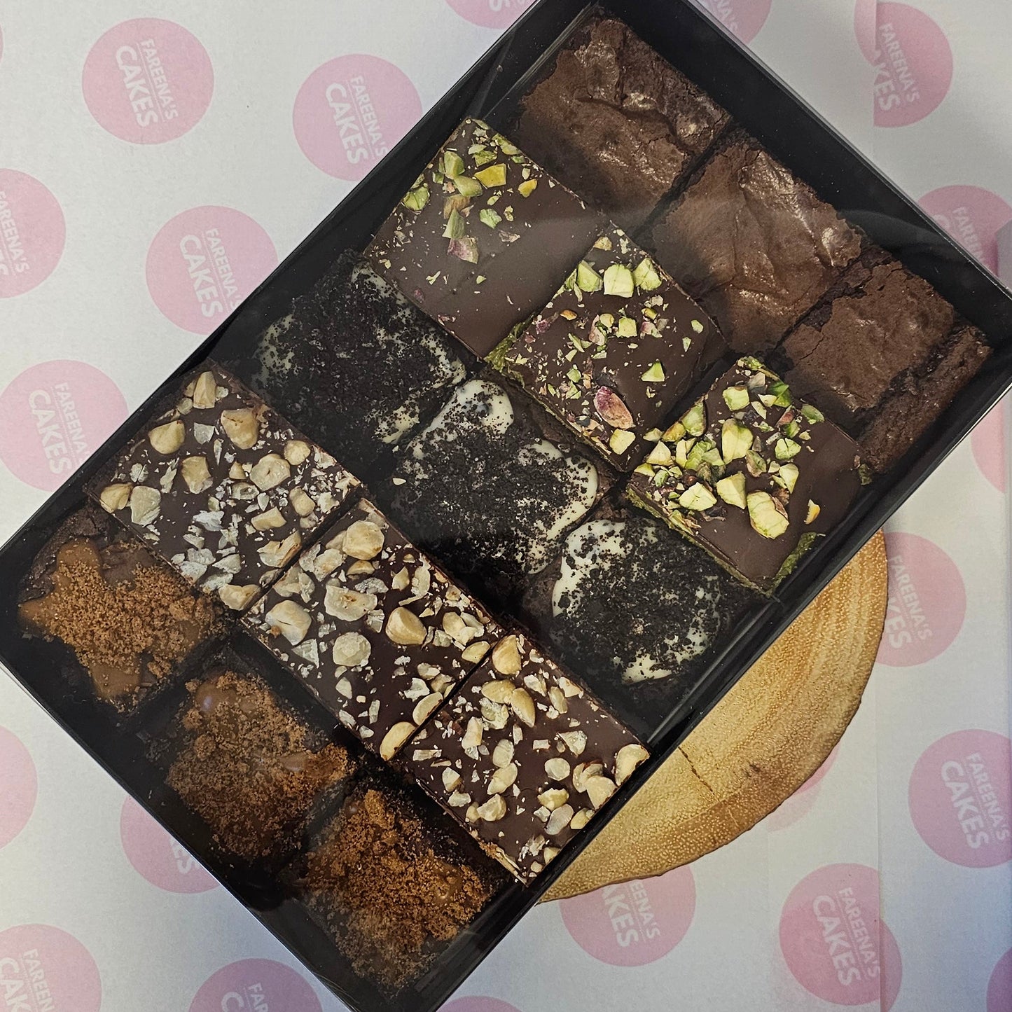 COLLECTION - Ramadan 2025 - Mixed Brownie Box - Premium